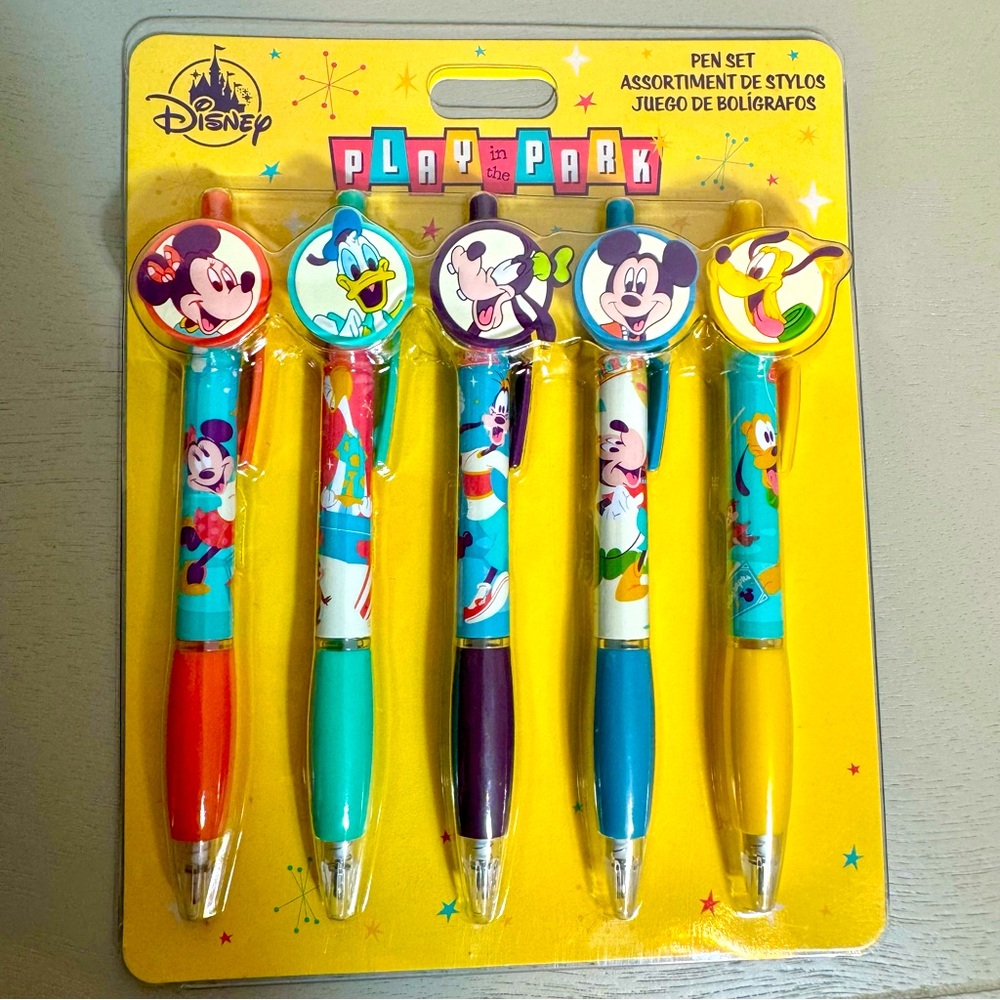 NWT. Disney Pen Set Play In The Park - Set Of 5 Pens.
